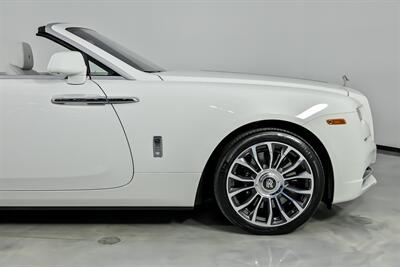 2018 Rolls-Royce Dawn -WHITE ON WHITE-LIKE NEW!   - Photo 15 - Joliet, IL 60435