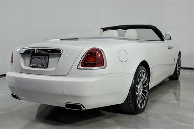 2018 Rolls-Royce Dawn -WHITE ON WHITE-LIKE NEW!   - Photo 12 - Joliet, IL 60435