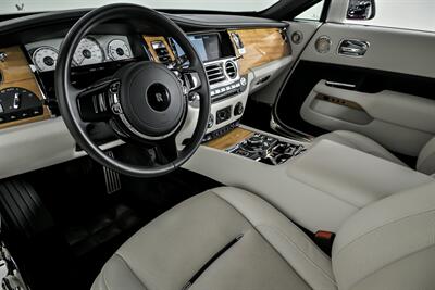 2018 Rolls-Royce Dawn -WHITE ON WHITE-LIKE NEW!   - Photo 25 - Joliet, IL 60435