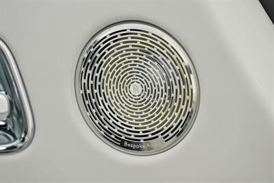 2018 Rolls-Royce Dawn -WHITE ON WHITE-LIKE NEW!   - Photo 30 - Joliet, IL 60435