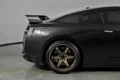 2012 Nissan GT-R Premium   - Photo 13 - Joliet, IL 60435