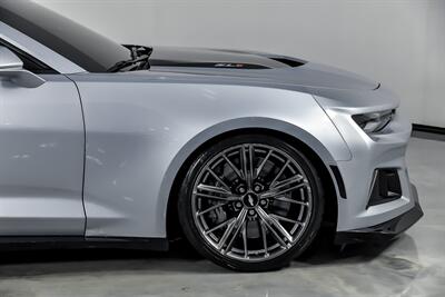 2017 Chevrolet Camaro ZL1   - Photo 15 - Joliet, IL 60435