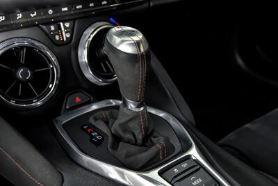 2017 Chevrolet Camaro ZL1   - Photo 37 - Joliet, IL 60435