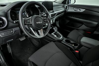 2024 Kia Forte LX - Photo 19 - Joliet, IL 60435