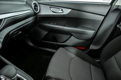 2024 Kia Forte LX - Photo 33 - Joliet, IL 60435