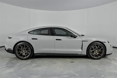 2022 Porsche Taycan Turbo S   - Photo 14 - Joliet, IL 60435