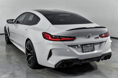 2023 BMW M8 Competition   - Photo 10 - Joliet, IL 60435