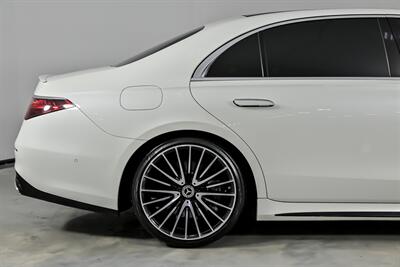 2022 Mercedes-Benz S 500 4MATIC-BIG $131K MSRP-AMG LINE!   - Photo 13 - Joliet, IL 60435