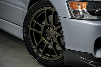 2006 Mitsubishi Lancer Evolution IX   - Photo 4 - Joliet, IL 60435