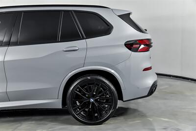 2025 BMW X5 M60i   - Photo 9 - Joliet, IL 60435