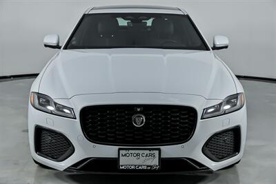 2021 Jaguar XF P300 R-Dynamic SE   - Photo 5 - Joliet, IL 60435
