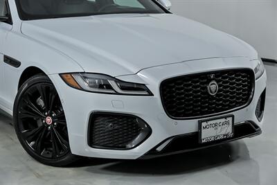 2021 Jaguar XF P300 R-Dynamic SE   - Photo 3 - Joliet, IL 60435