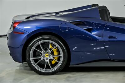 2019 Ferrari 488 Spider   - Photo 13 - Joliet, IL 60435