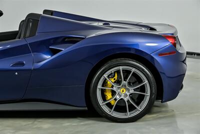 2019 Ferrari 488 Spider   - Photo 9 - Joliet, IL 60435