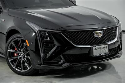 2025 Cadillac CT5-V -STARLIGHT HEADLINER! - Photo 3 - Joliet, IL 60435