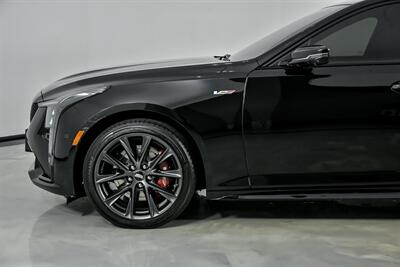 2025 Cadillac CT5-V -STARLIGHT HEADLINER! - Photo 7 - Joliet, IL 60435