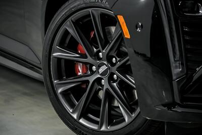 2025 Cadillac CT5-V -STARLIGHT HEADLINER! - Photo 4 - Joliet, IL 60435