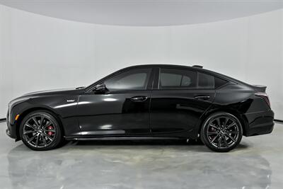 2025 Cadillac CT5-V -STARLIGHT HEADLINER! - Photo 8 - Joliet, IL 60435