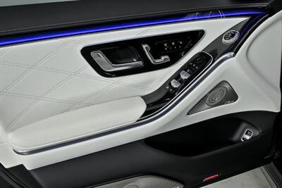 2025 Mercedes-Benz AMG S 63 E Performance-HIGHEST MSRP OF $247K!   - Photo 18 - Joliet, IL 60435