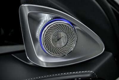 2025 Mercedes-Benz AMG S 63 E Performance-HIGHEST MSRP OF $247K!   - Photo 21 - Joliet, IL 60435