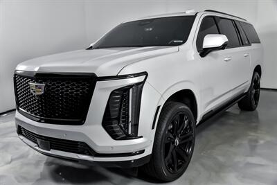 2025 Cadillac Escalade ESV Sport Platinum   - Photo 6 - Joliet, IL 60435