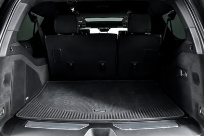 2025 Cadillac Escalade ESV Sport Platinum   - Photo 16 - Joliet, IL 60435