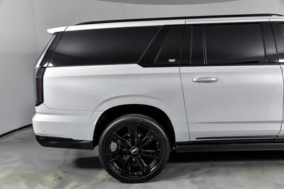 2025 Cadillac Escalade ESV Sport Platinum   - Photo 13 - Joliet, IL 60435