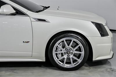 2012 Cadillac CTS   - Photo 15 - Joliet, IL 60435