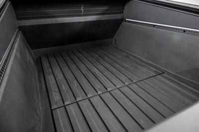 2025 Tesla Cybertruck Cyberbeast   - Photo 16 - Joliet, IL 60435