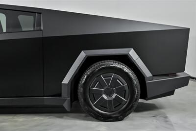 2025 Tesla Cybertruck Cyberbeast   - Photo 9 - Joliet, IL 60435