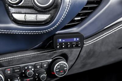 2017 Ferrari 488 Spider -SPORT EXHAUST-TONS OF CARBON FIBER- HI FI SOUND   - Photo 33 - Joliet, IL 60435