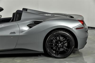 2017 Ferrari 488 Spider -SPORT EXHAUST-TONS OF CARBON FIBER- HI FI SOUND   - Photo 9 - Joliet, IL 60435