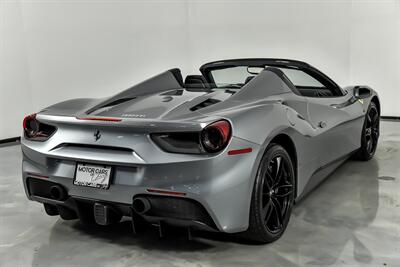 2017 Ferrari 488 Spider -SPORT EXHAUST-TONS OF CARBON FIBER- HI FI SOUND   - Photo 12 - Joliet, IL 60435