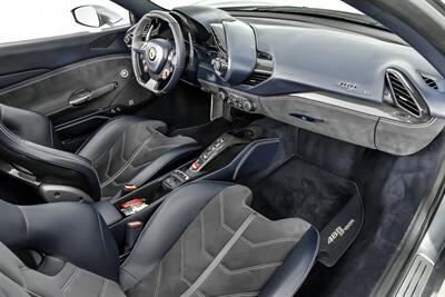 2017 Ferrari 488 Spider -SPORT EXHAUST-TONS OF CARBON FIBER- HI FI SOUND   - Photo 17 - Joliet, IL 60435