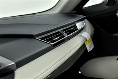 2016 BMW i8   - Photo 32 - Joliet, IL 60435