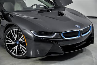 2016 BMW i8   - Photo 3 - Joliet, IL 60435