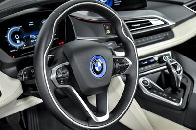 2016 BMW i8   - Photo 23 - Joliet, IL 60435