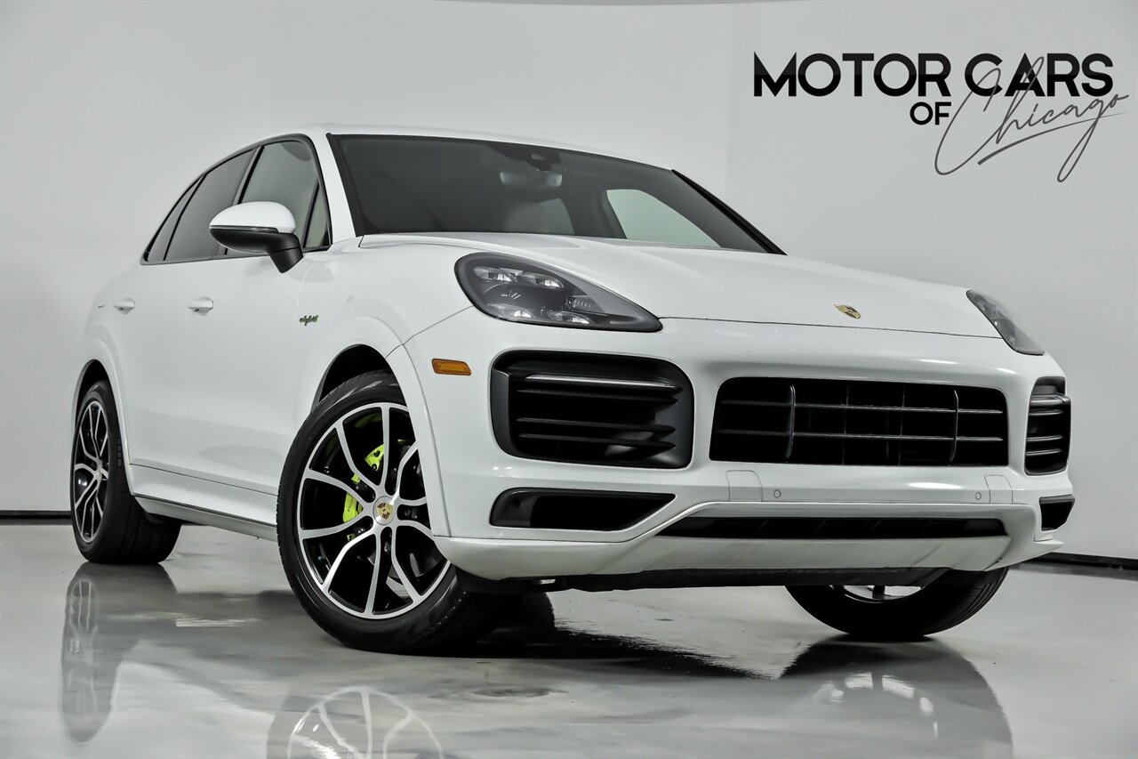 2019 Porsche Cayenne E-Hybrid's photo