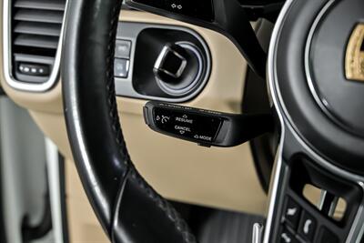 2019 Porsche Cayenne E-Hybrid - Photo 31 - Joliet, IL 60435
