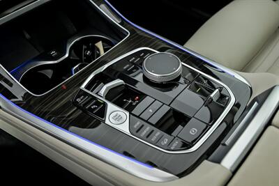 2023 BMW X7 xDrive40i - Photo 37 - Joliet, IL 60435