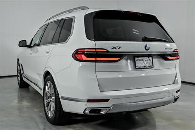 2023 BMW X7 xDrive40i - Photo 10 - Joliet, IL 60435