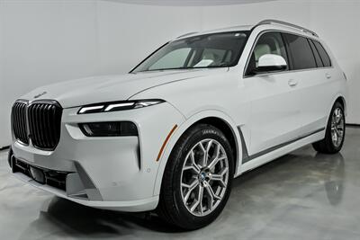 2023 BMW X7 xDrive40i - Photo 6 - Joliet, IL 60435