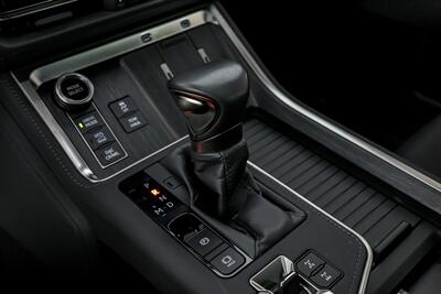 2025 Lexus GX 550 Overtrail+-LIFTED WITH WHEELS!   - Photo 35 - Joliet, IL 60435