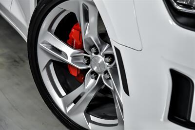 2023 Chevrolet Camaro LT1   - Photo 4 - Joliet, IL 60435