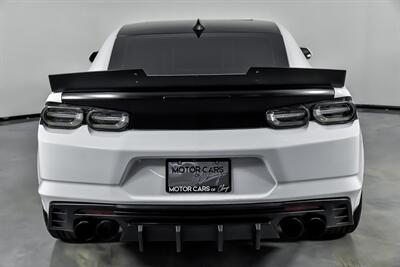 2023 Chevrolet Camaro LT1   - Photo 11 - Joliet, IL 60435