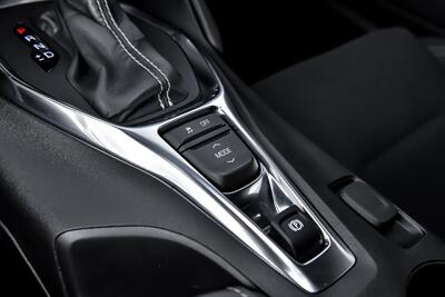 2023 Chevrolet Camaro LT1   - Photo 36 - Joliet, IL 60435