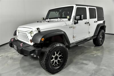 2013 Jeep Wrangler Unlimited Sport   - Photo 6 - Joliet, IL 60435