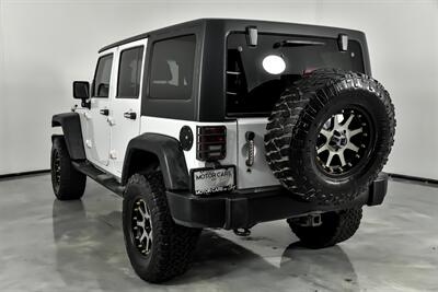 2013 Jeep Wrangler Unlimited Sport   - Photo 10 - Joliet, IL 60435