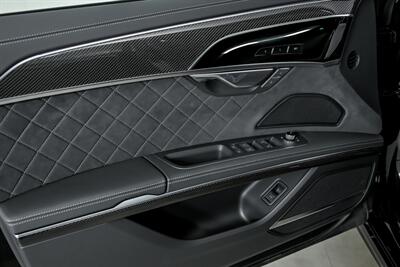 2025 Audi S8 4.0T quattro-RED GUTS! - Photo 18 - Joliet, IL 60435