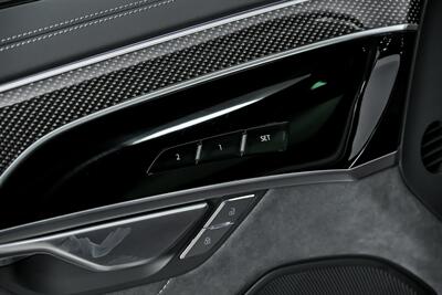 2025 Audi S8 4.0T quattro-RED GUTS! - Photo 19 - Joliet, IL 60435